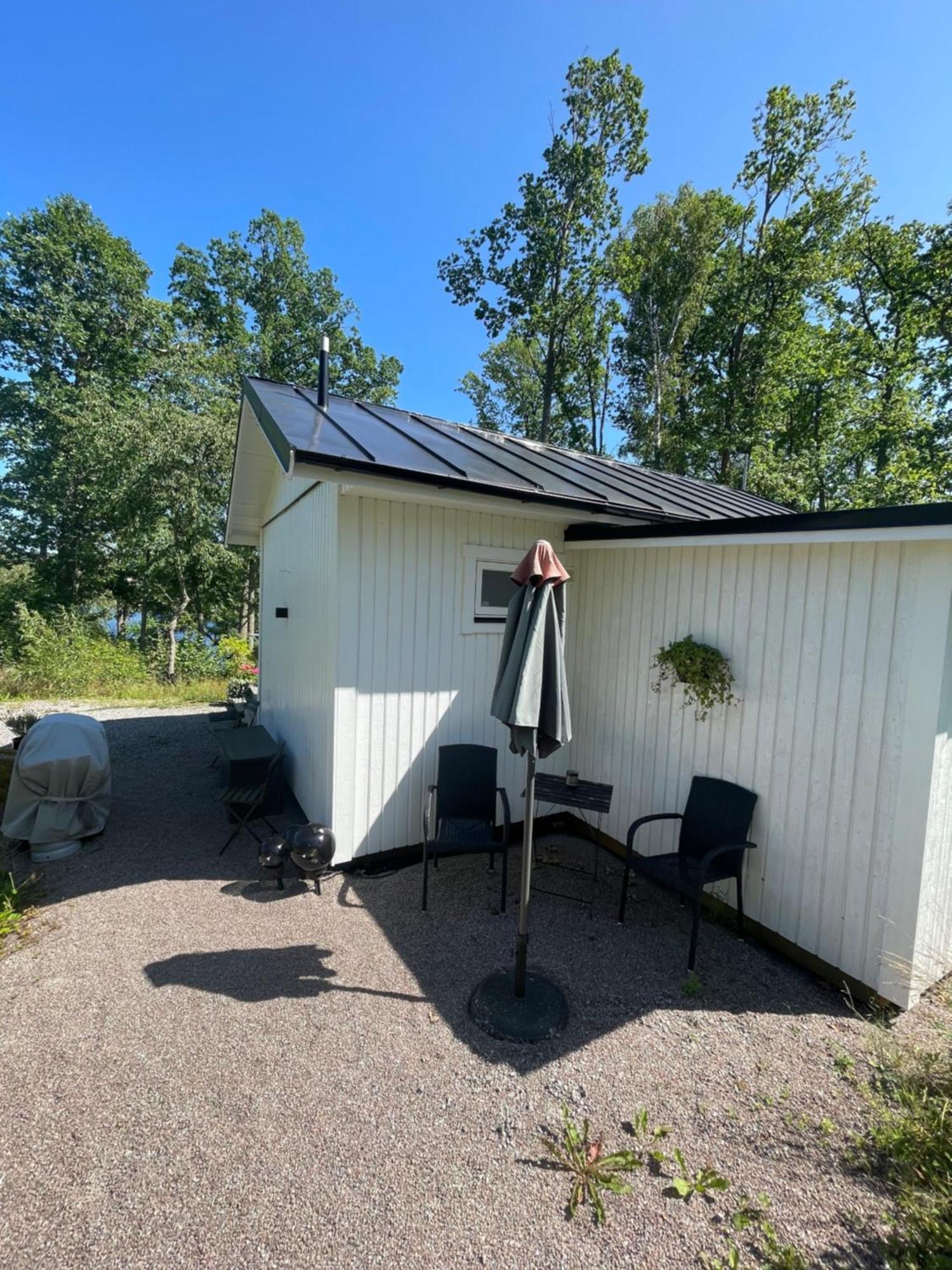 Humlegarden Lake Cottage, Horn Exterior photo